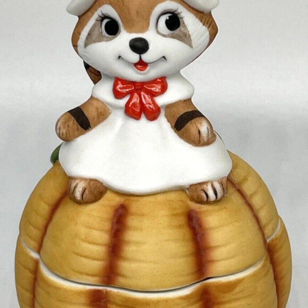 Vintage Lund's Lites Thanksgiving Raccoon Porcelain Candle‎ Taiwan 1980s NOS